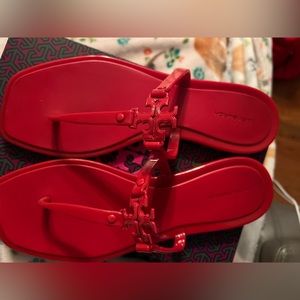 COPY - EUC Tory Burch Roxanne Jelly in Brilliant Red
